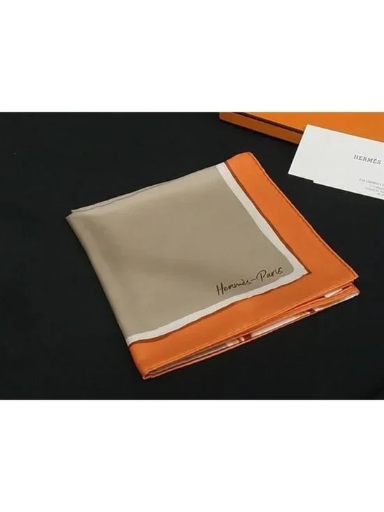 Hermes Libre Comme Pegase Carre 90 Silk Scarf Orange
